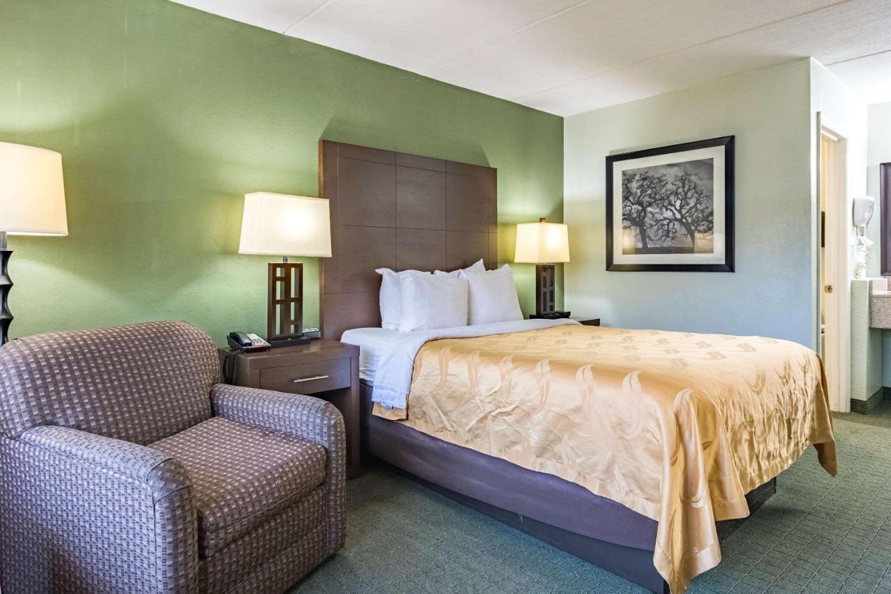 Quality Inn Columbus Near Fort Benning מראה חיצוני תמונה