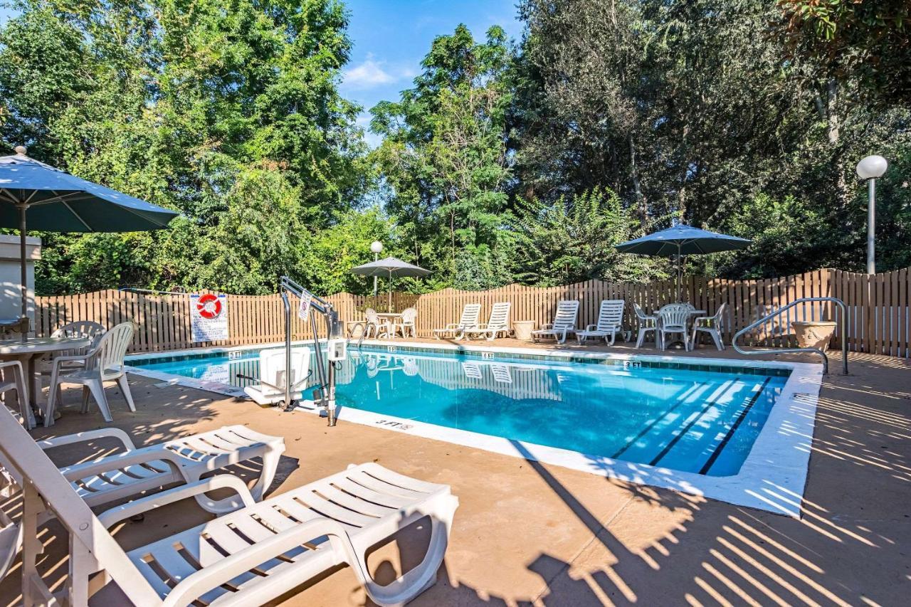Quality Inn Columbus Near Fort Benning מראה חיצוני תמונה
